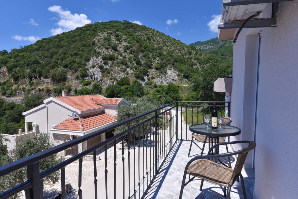 Vila Lucice Petrovac Екстериор снимка