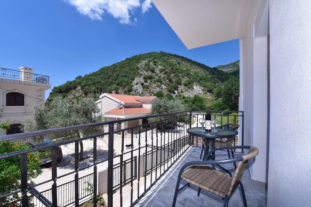 Vila Lucice Petrovac Екстериор снимка