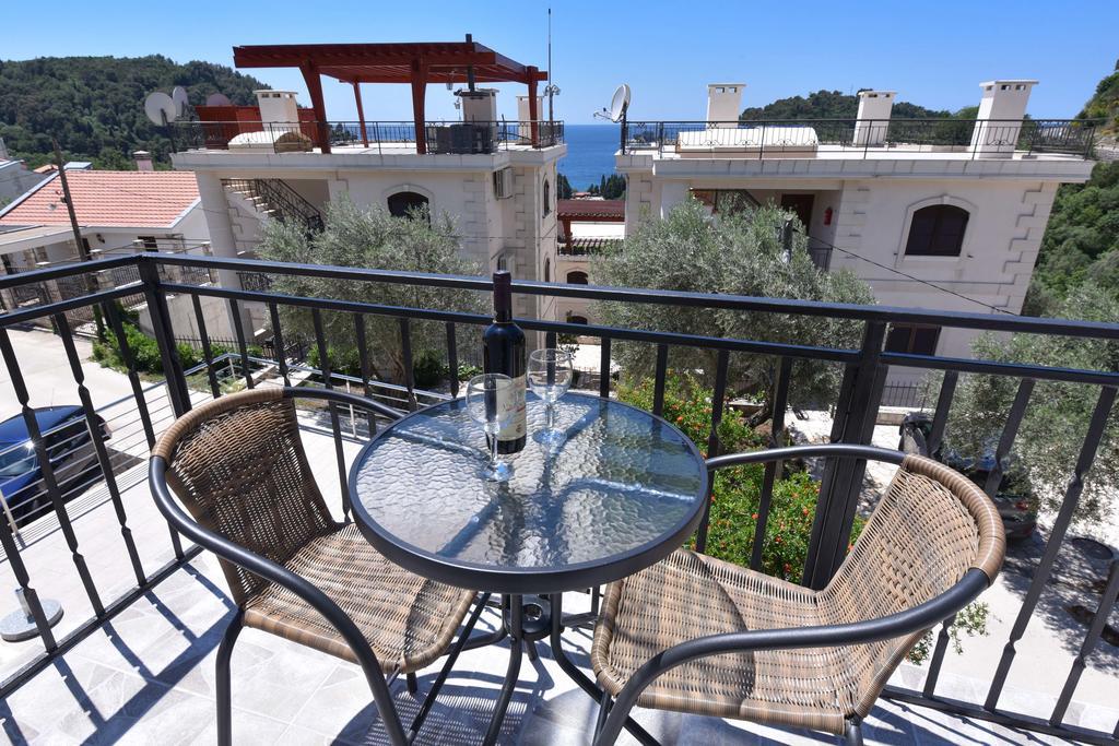 Vila Lucice Petrovac Екстериор снимка