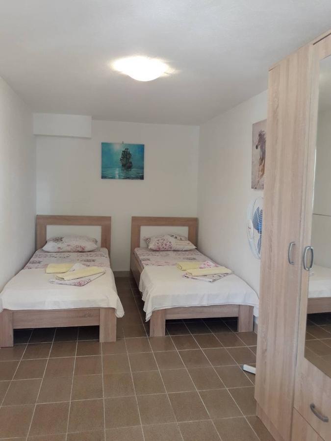 Vila Lucice Petrovac Екстериор снимка