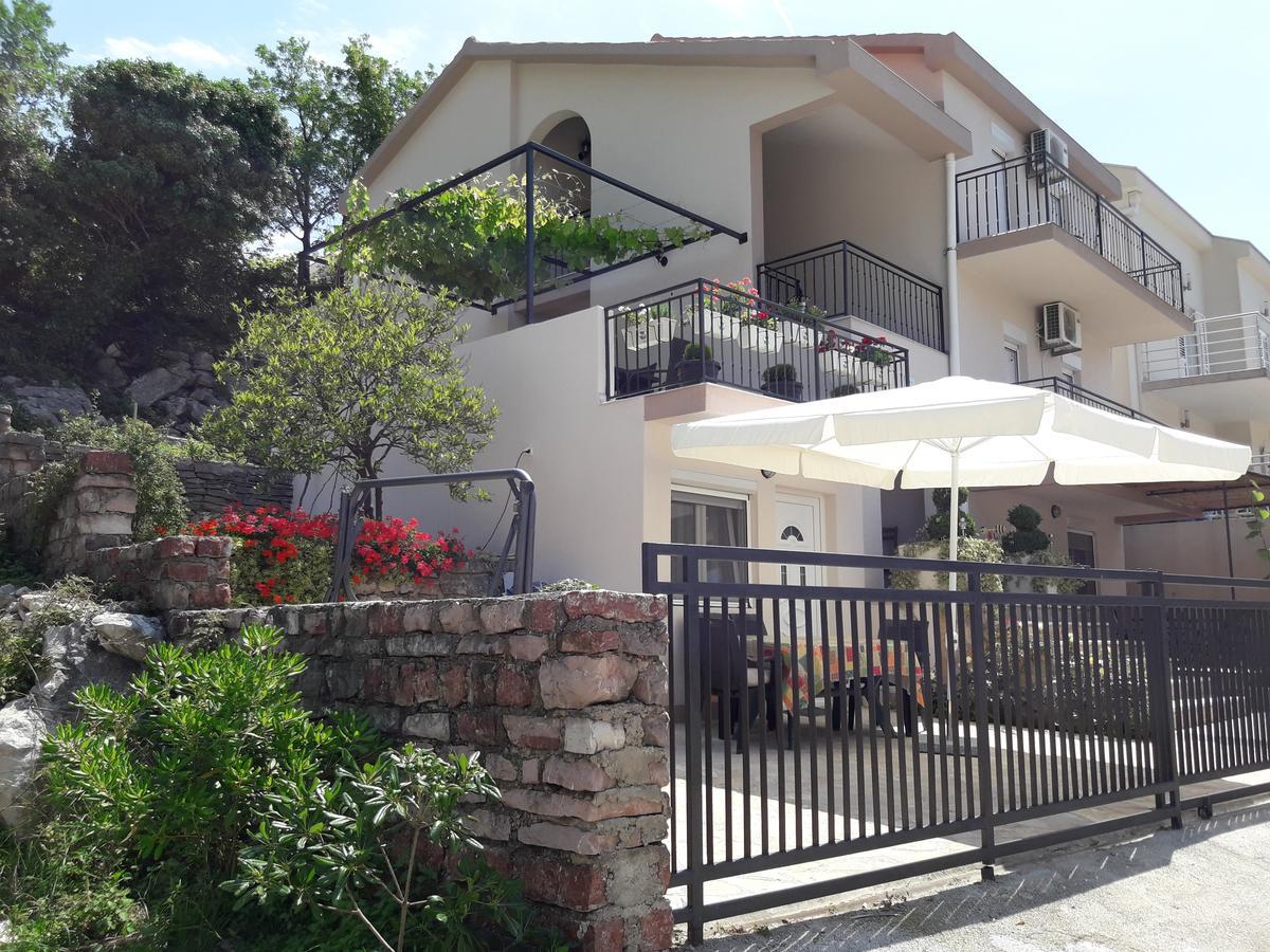 Vila Lucice Petrovac Екстериор снимка
